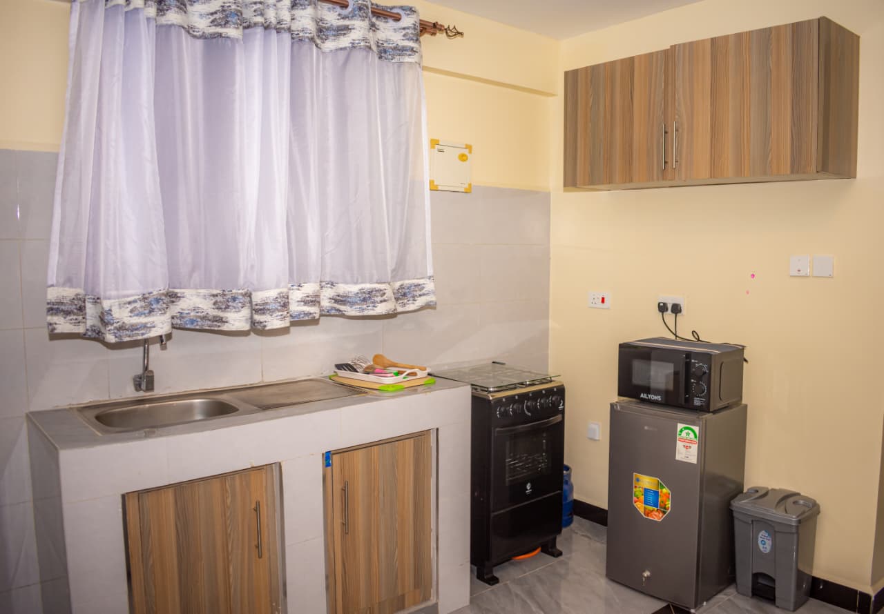 Bathroom of Executive Studio Airbnb Along Namanga Road (Quiver Lounge Area), Kitengela