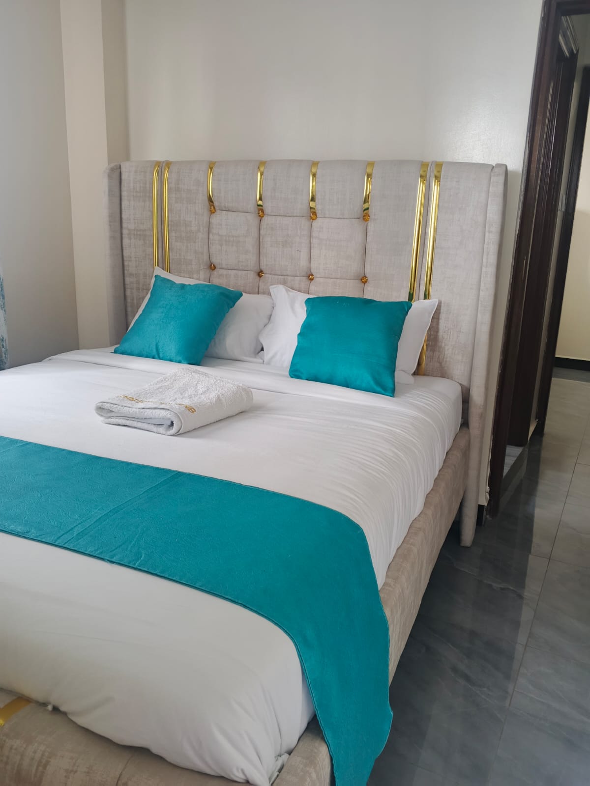 Bedroom of Executive 3‑Bedroom Airbnb Along Namanga Road (Quiver Lounge Area), Kitengela