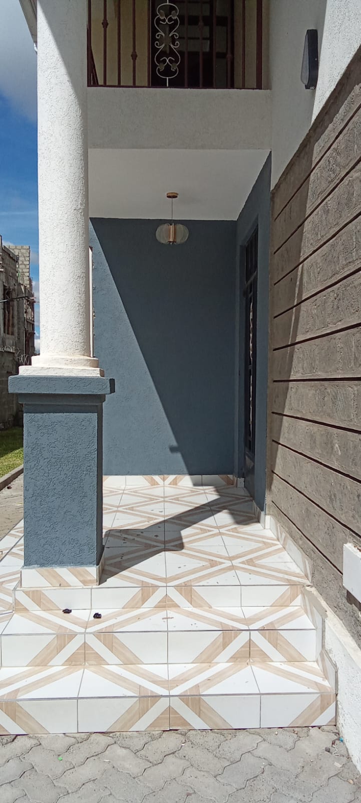 Master bedroom of Spacious 4 Bedroom House + DSQ to Let in Yukos, Kitengela – Police Sacco Area, Own Compound