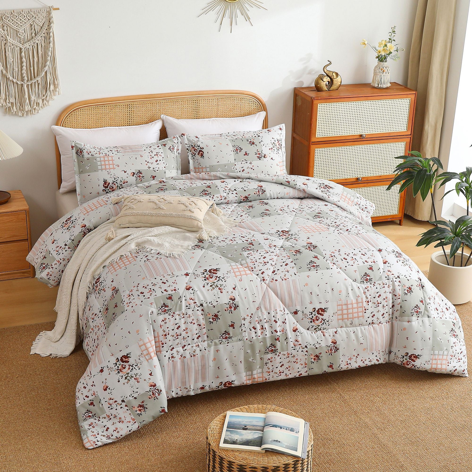 3-Piece Queen Comforter Set with 2 Pillowcases, Floral Print, view 6