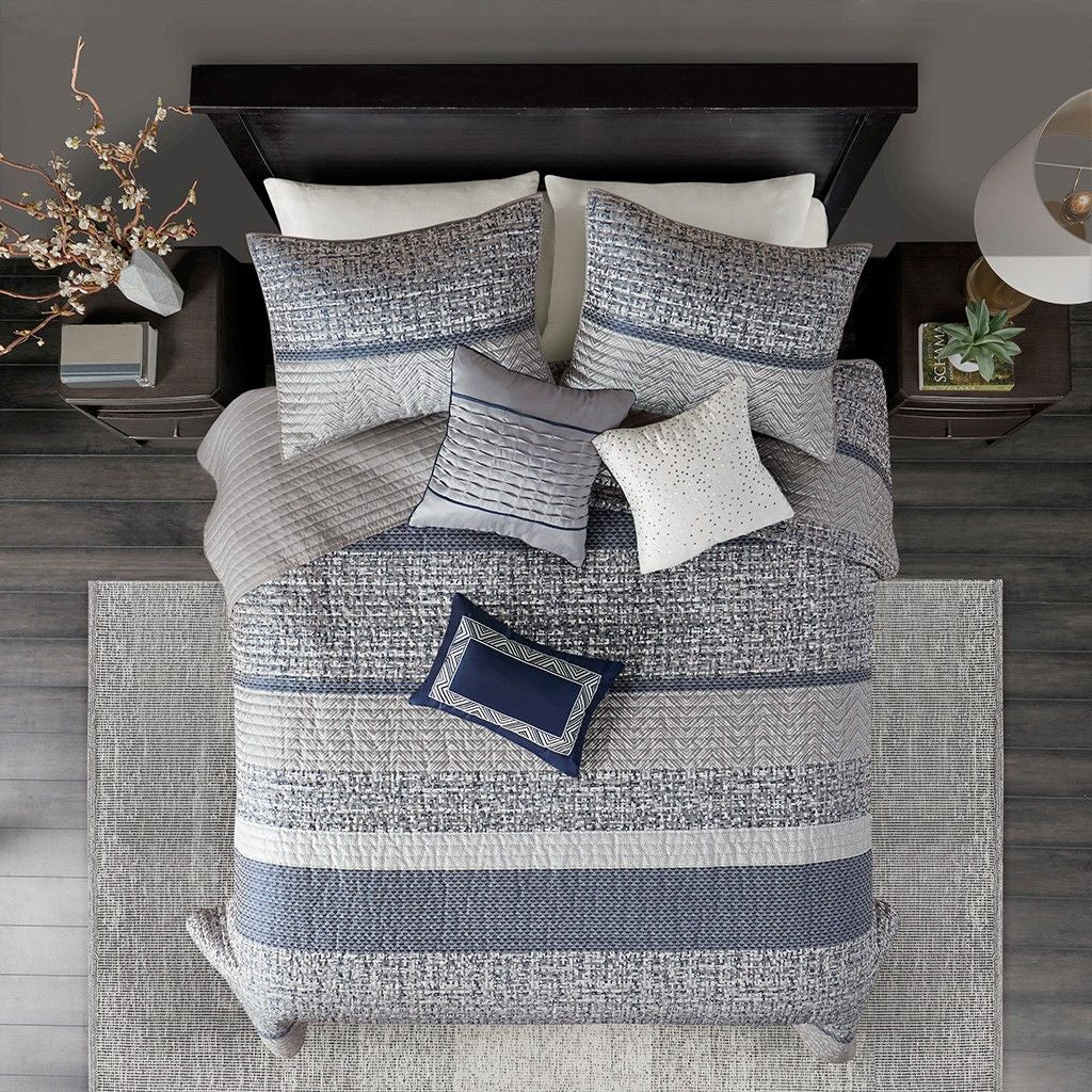 6-Piece Reversible Quilt Set, Navy & Grey Jacquard, King/Cal King, view 3
