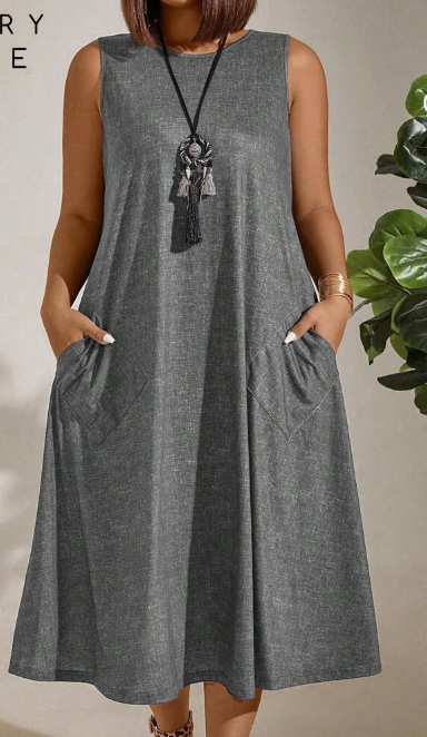 Stylish Plus‑Size Maxi Dress Featuring Hidden Side Pockets For Hands‑Free Comfort