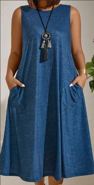 Stylish Plus‑Size Maxi Dress Featuring Hidden Side Pockets For Hands‑Free Comfort, view 2