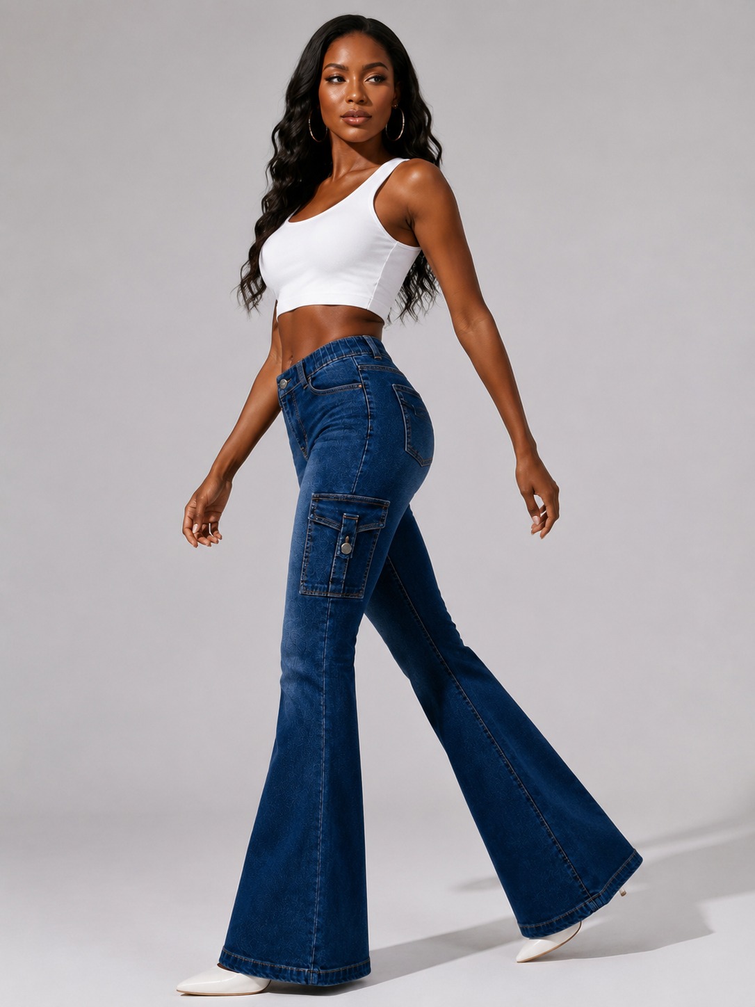 Women's Low-Rise Cargo Flare Jeans — Dark Wash Stretch Denim, Y2K Bell Cut, view 5