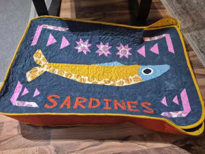 Woollypetals Sardine Tin FPP quilt with yellow and blue sardine design