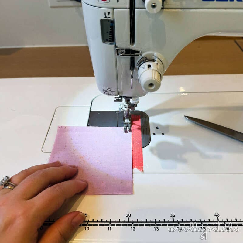 Woollypetals New Star Beginner Quilt Course Stitch'N'Flip technique on sewing machine