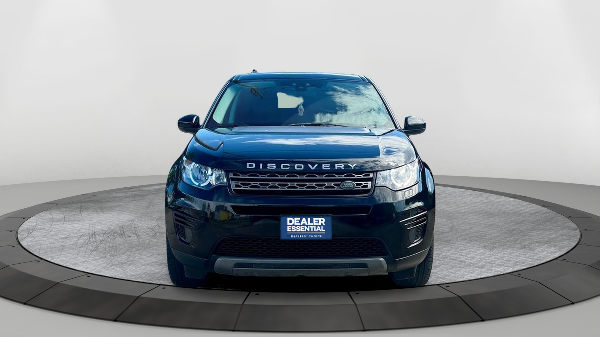 2018 Land Rover Discovery Sport SE's photo