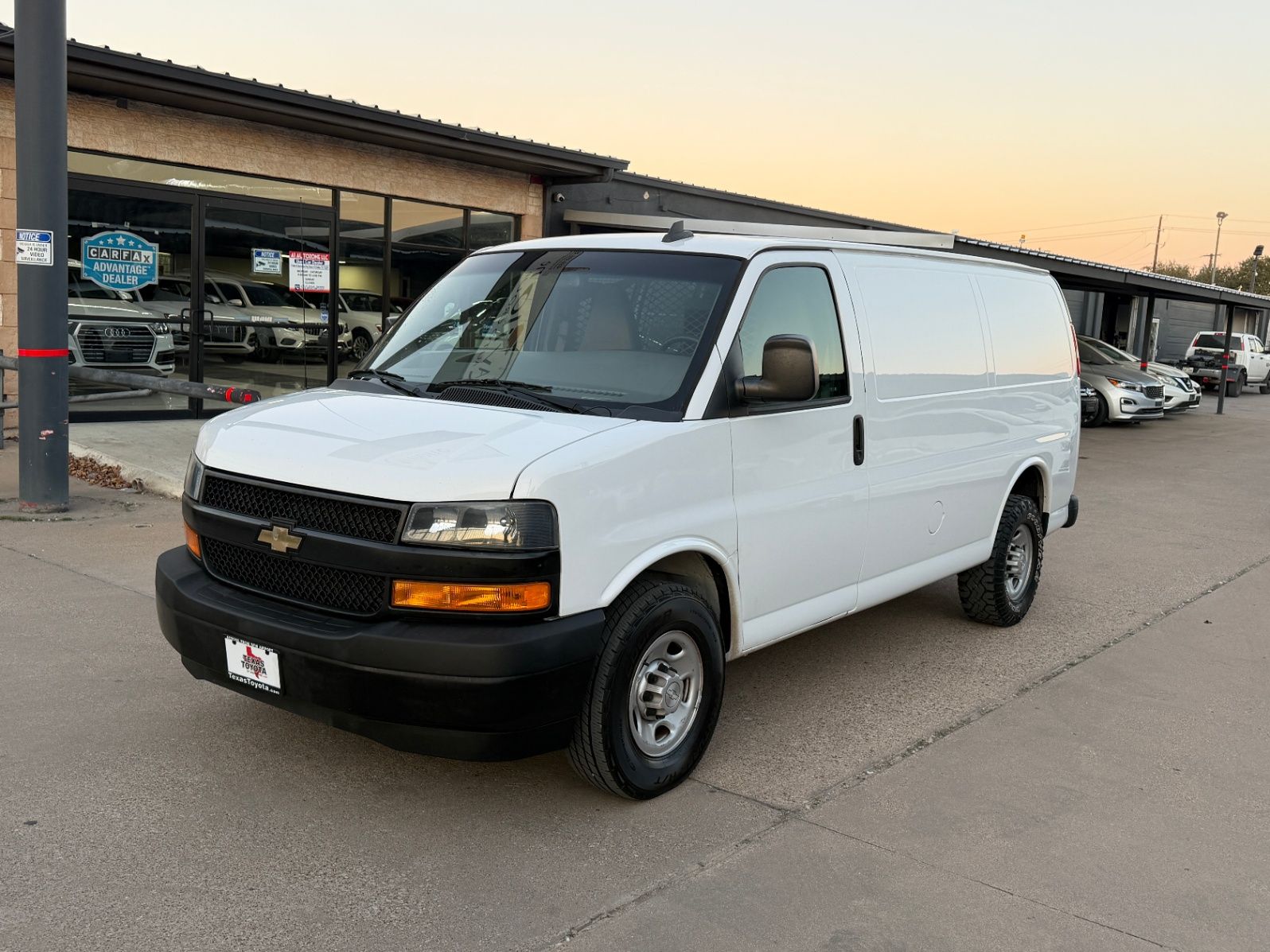 2019 Chevrolet Express Cargo Work Van's photo