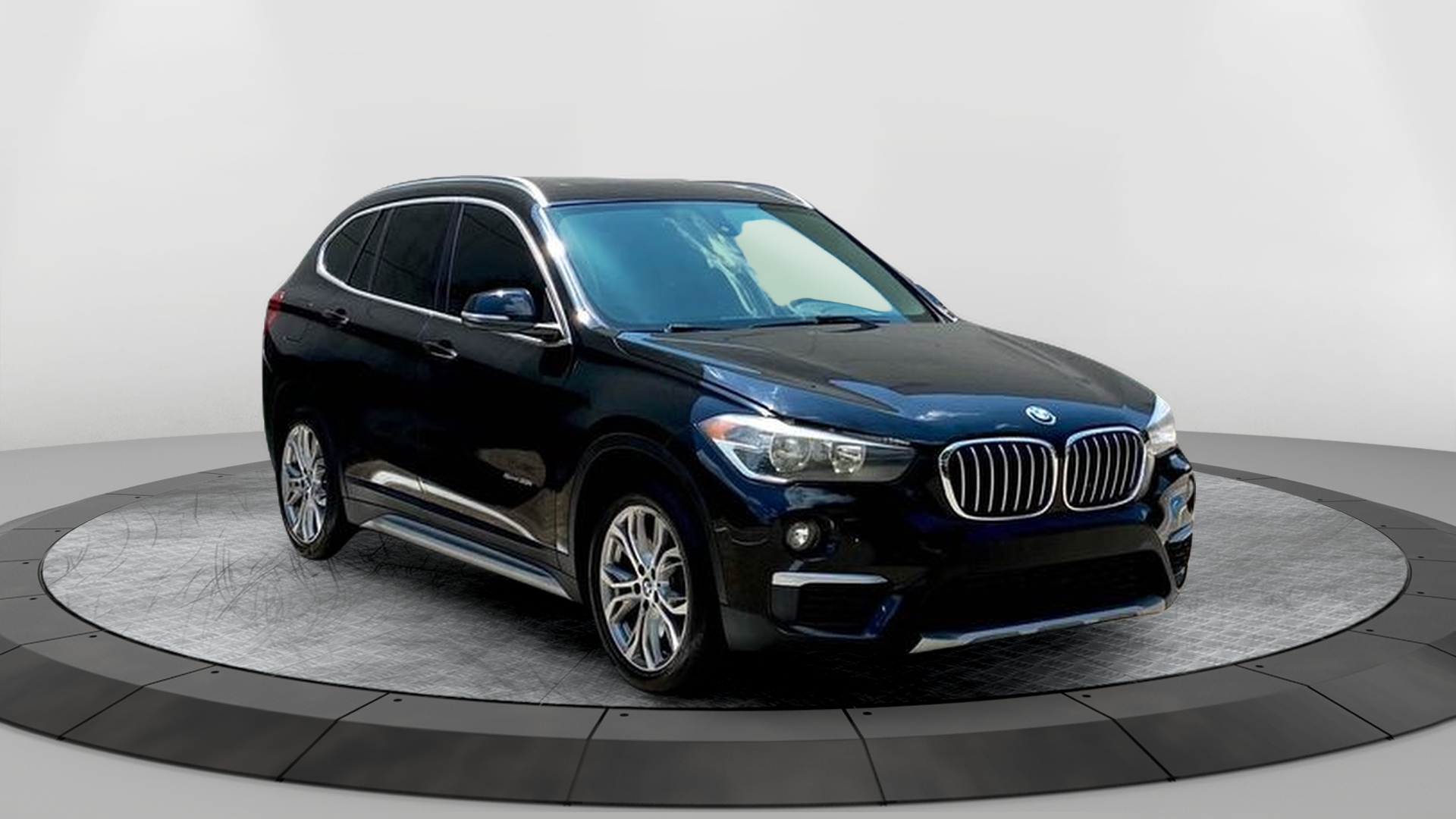 2017 BMW X1 28i