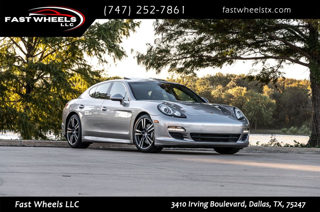 2013 Porsche Panamera S's photo