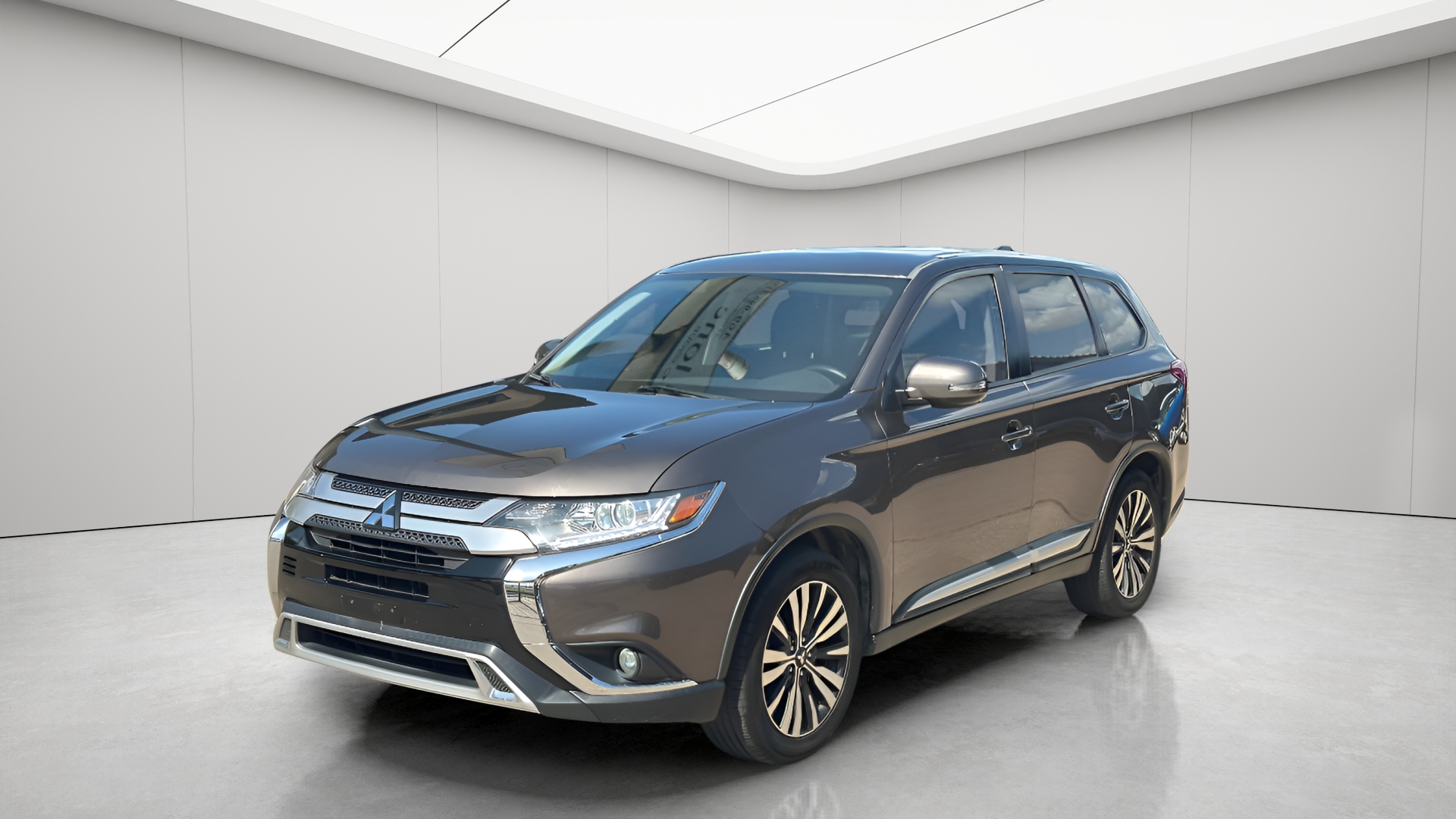 2019 Mitsubishi Outlander SE's photo