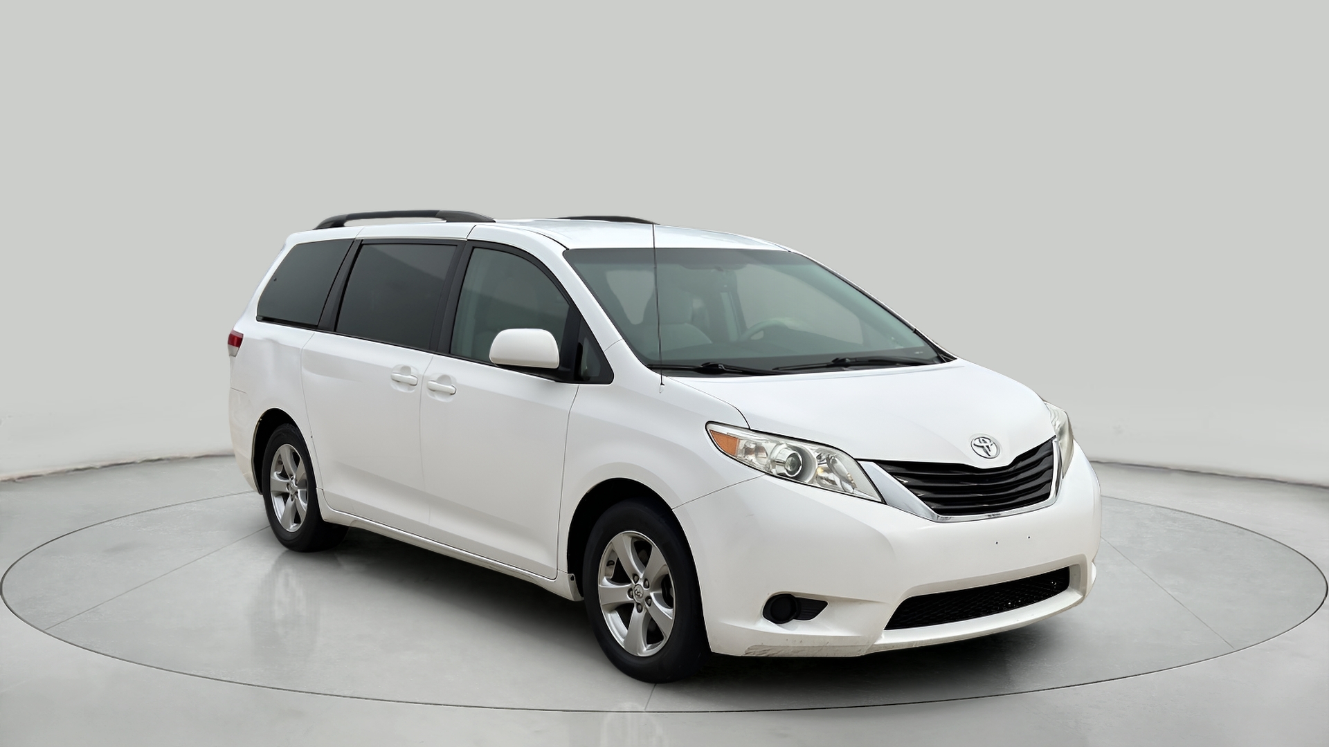 2011 Toyota Sienna LE