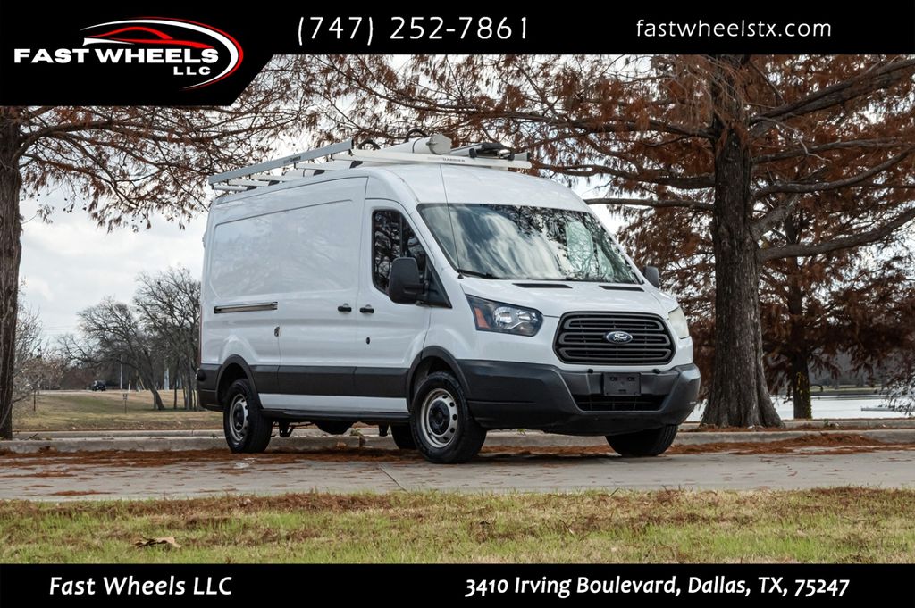 2016 Ford Transit Base's photo