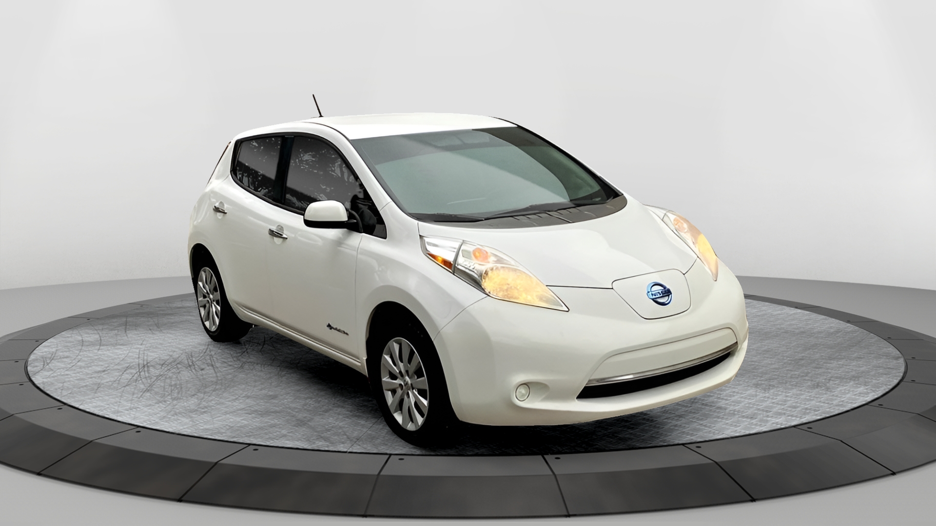 2015 Nissan LEAF