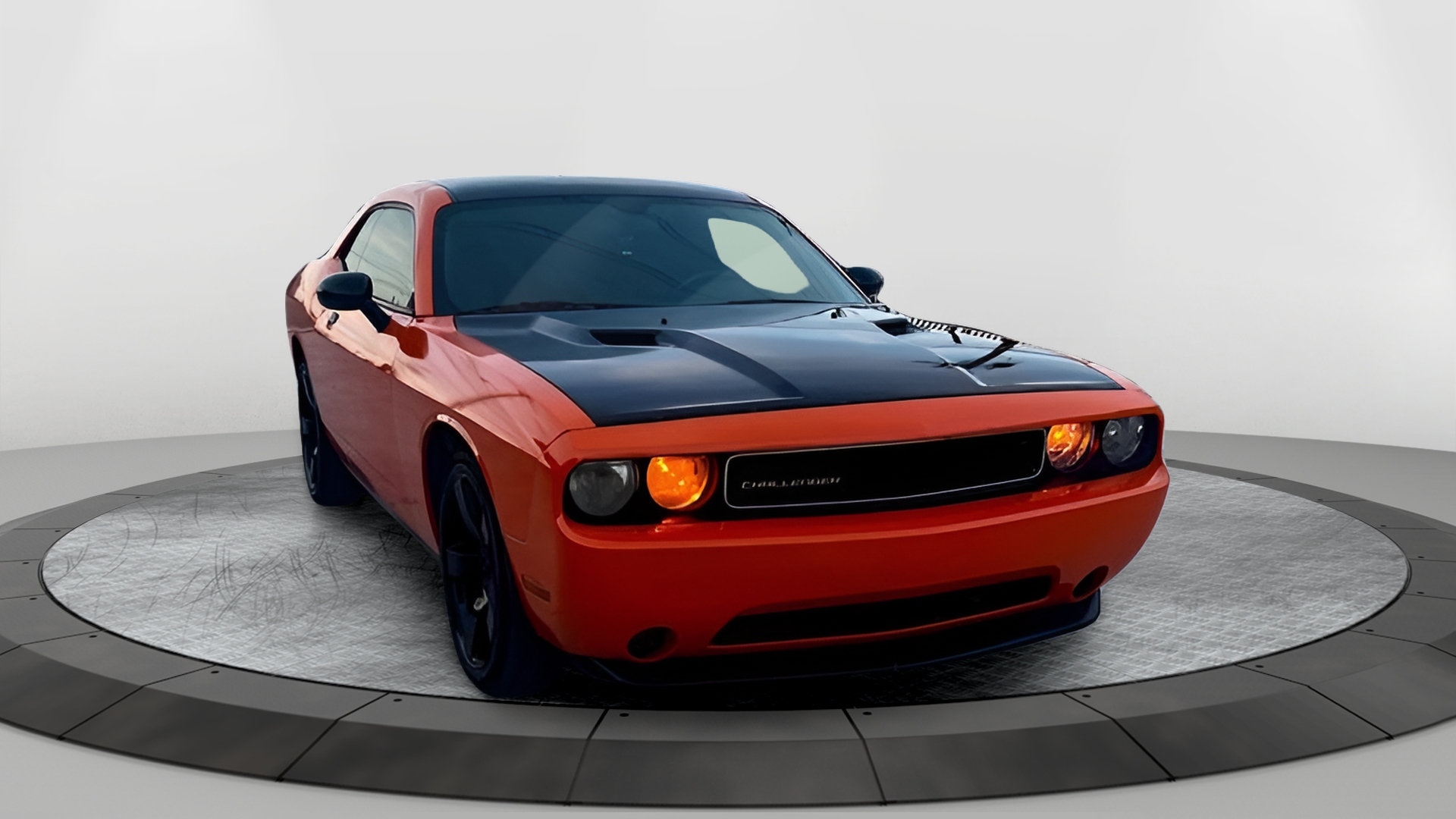 2012 Dodge Challenger SXT's photo