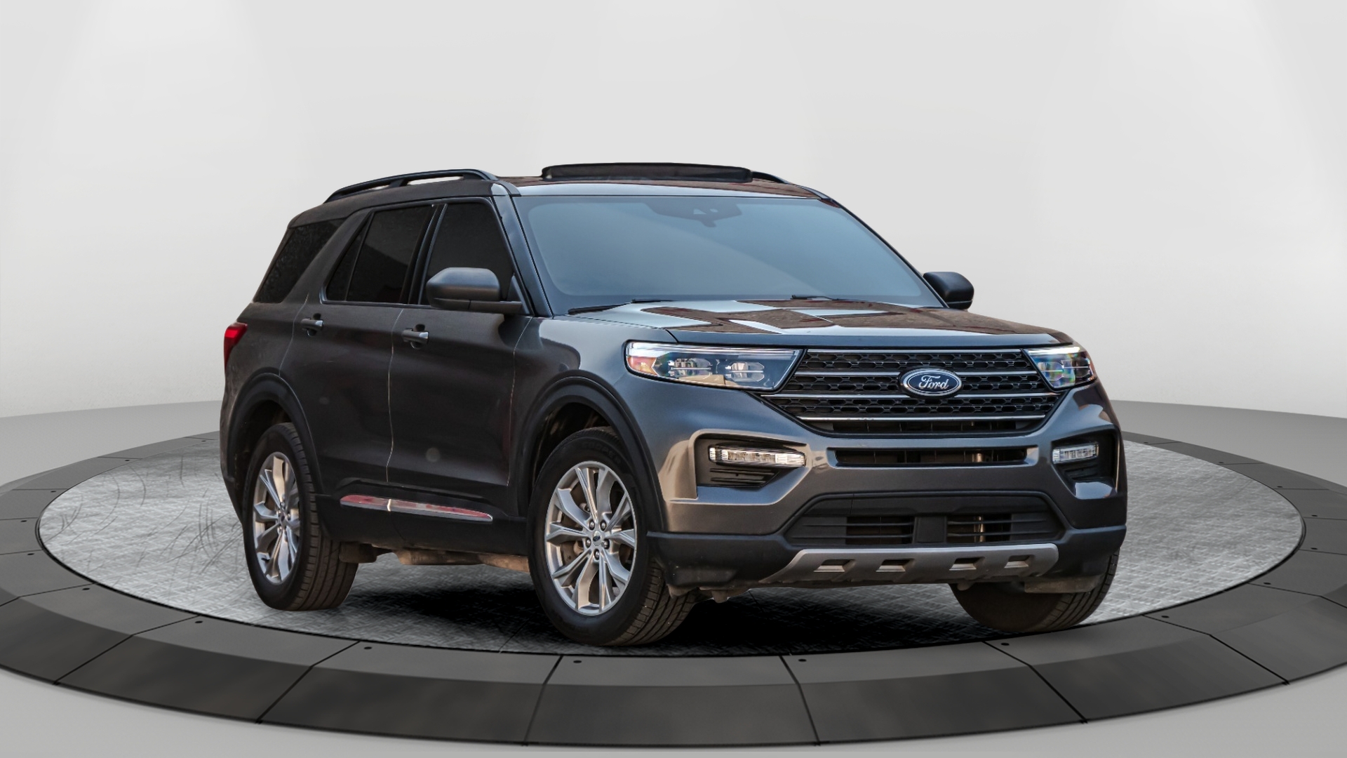 2020 Ford Explorer XLT's photo