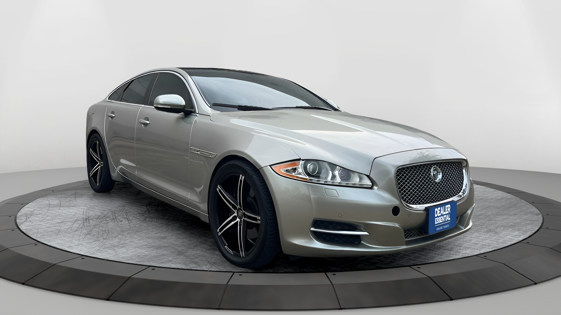 2011 Jaguar XJ Base