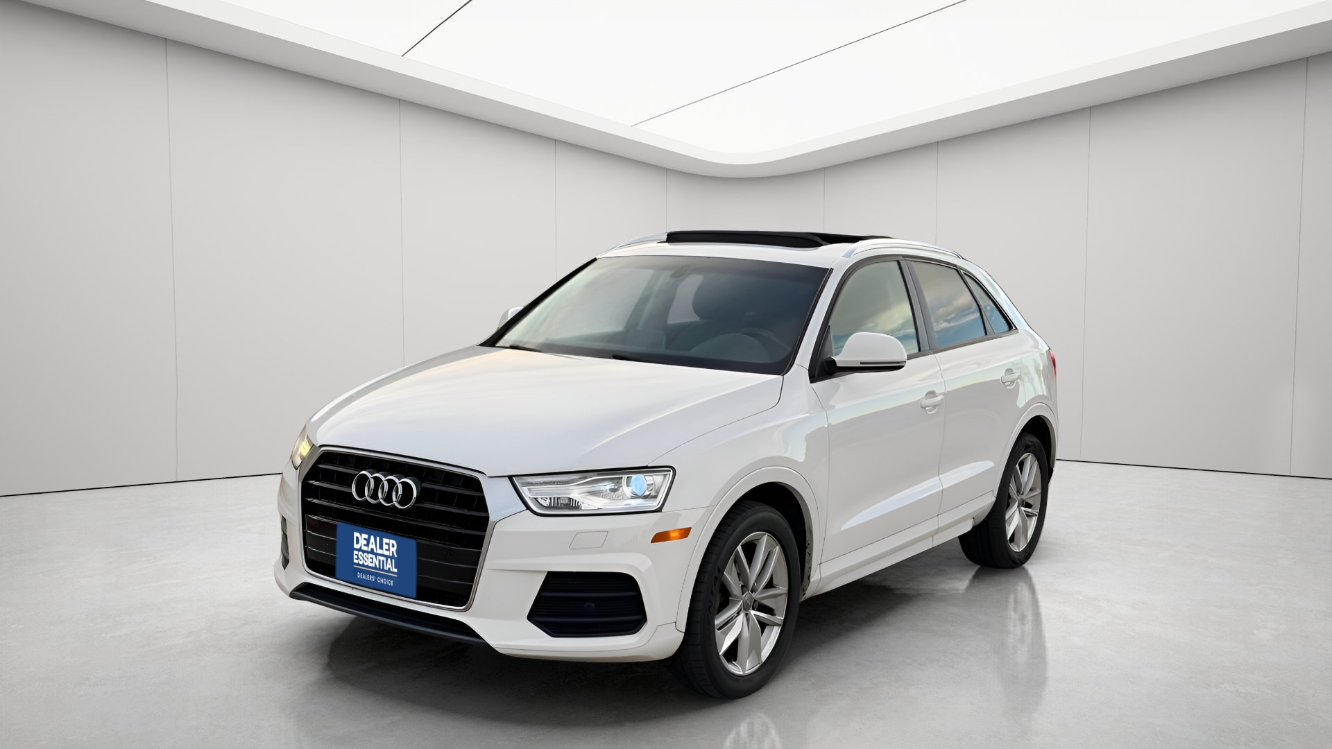 2017 Audi Q3 S Line Premium's photo