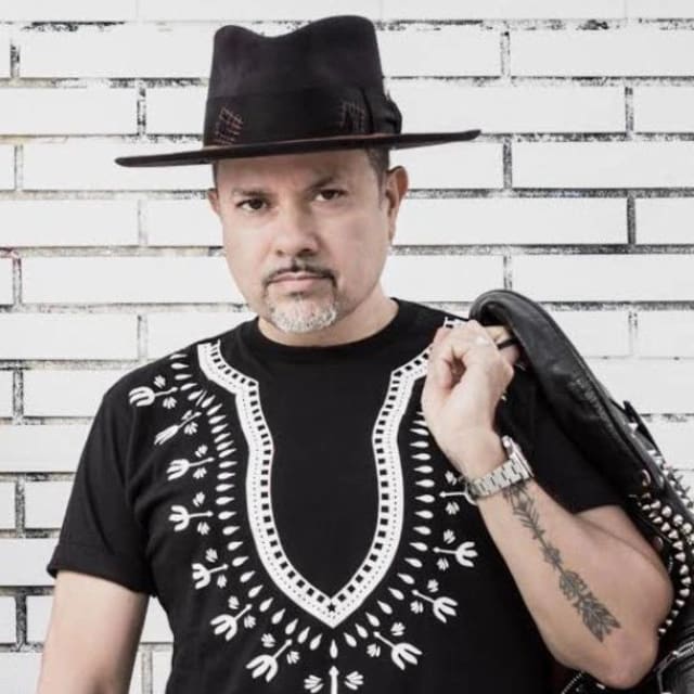 Louie Vega background