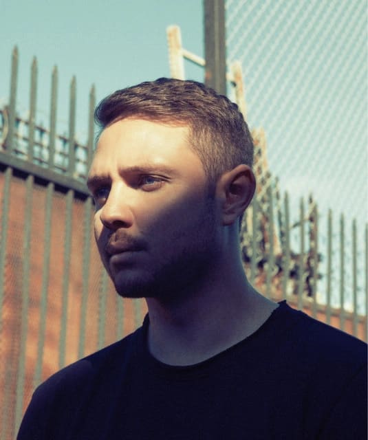 Borgeous background