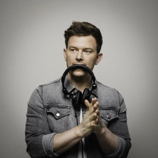 Fedde Le Grand background