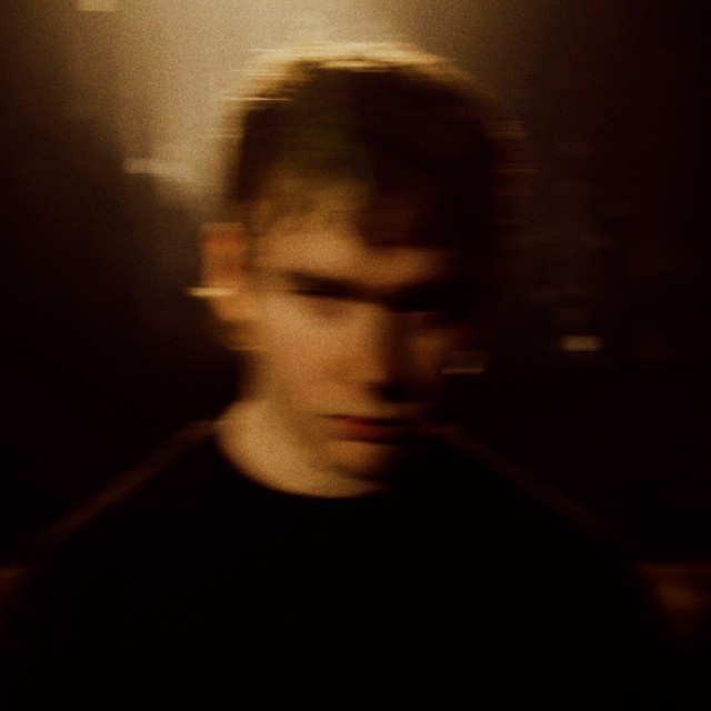 Mura Masa background