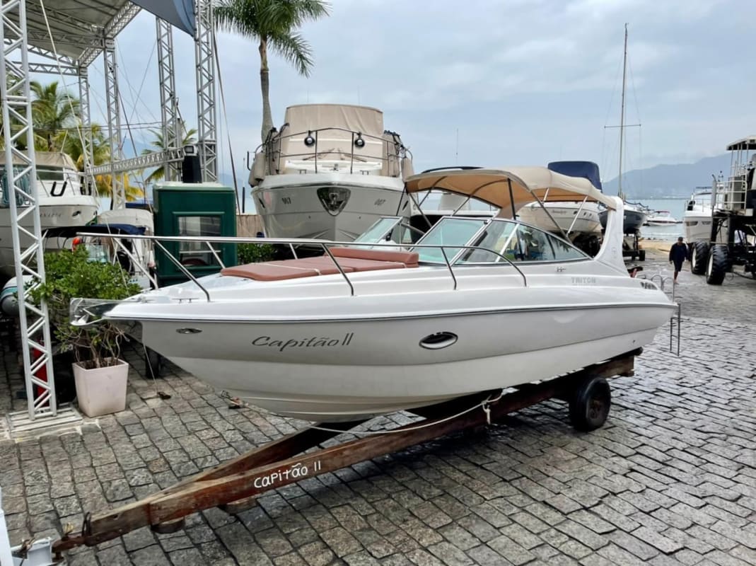 Triton 275 - 1 Cota - Compartilhada em 4 Cotas
