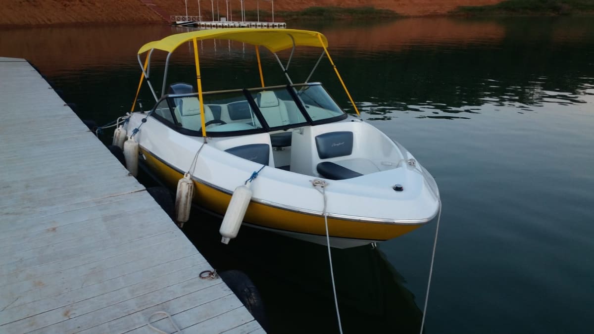 VENTURA 180 - Por R$122.000