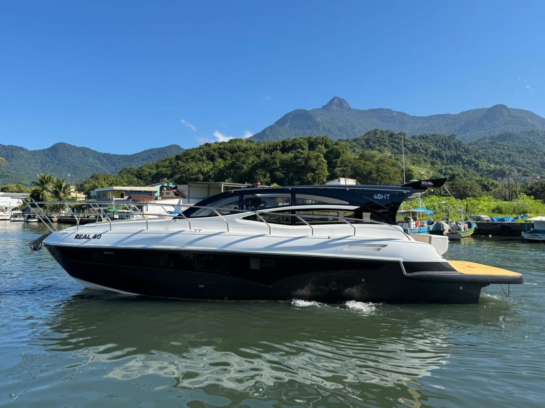 REAL 40 HT - Por R$ 1.850.000