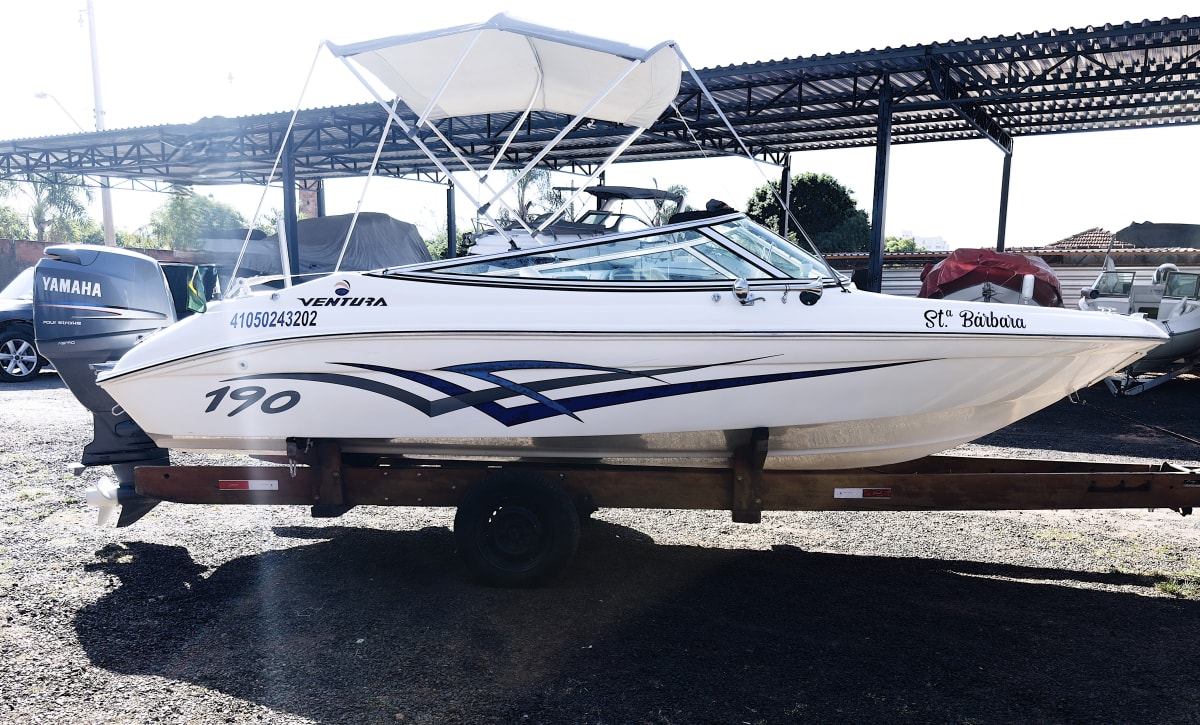 Lancha Ventura 190 (19 Pés) motor Yamaha 100 HP 4T