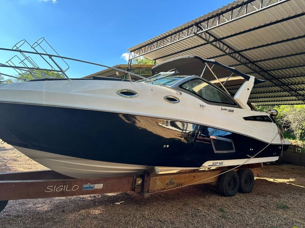 Focker 310 GT – 2012