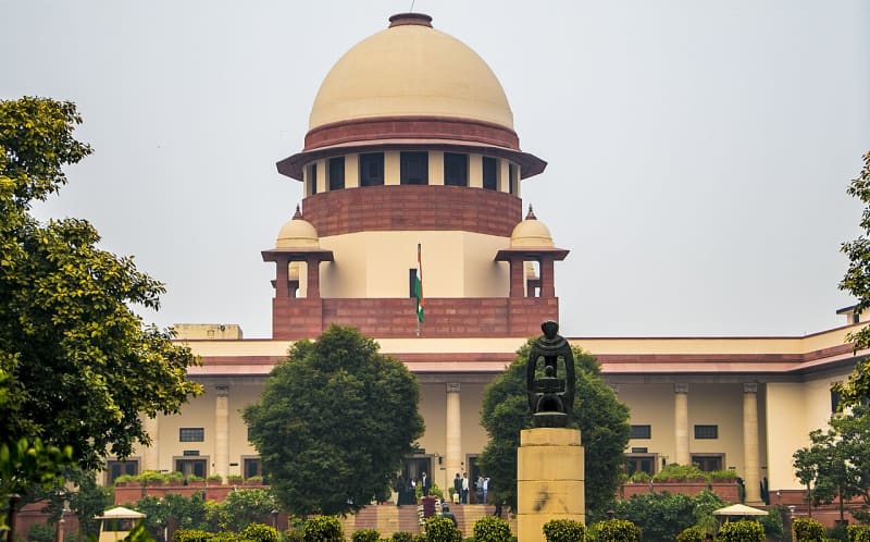 सुप्रीम कोर्ट का निर्देश: रूस-यूक्रेन युद्ध में मारे गए 51 भारतीयों के परिजन कर सकेंगे मुआवजे का दावा, MEA public notice पर विचार करे