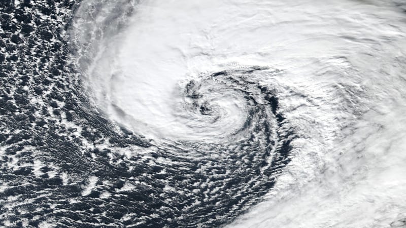 Storm Austen batters Europe: 300,000 homes without power