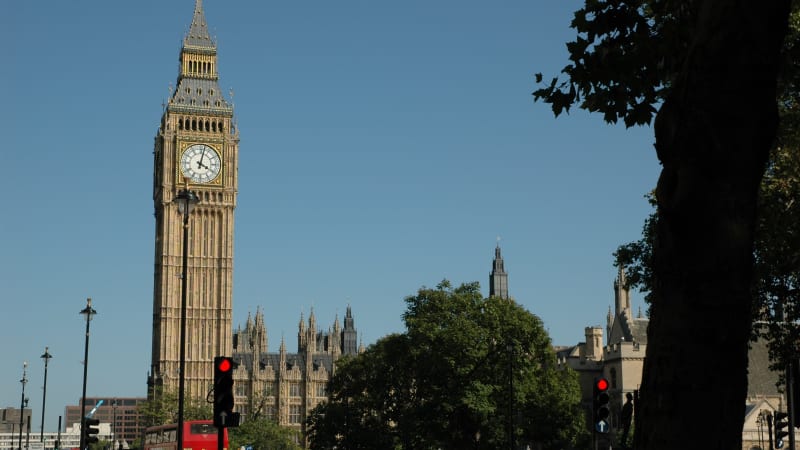 UK, Europe clocks go back today: India time gap shifts