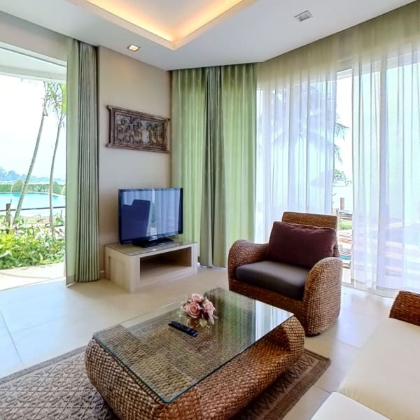 Sea View Condo in PARADISE-OCEAN-VIEW Project, North Pattaya