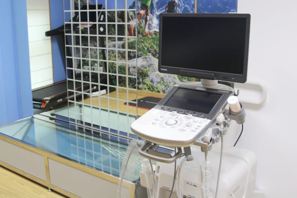 Último modelo de ecógrafo