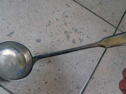 Саратовец избил соседа половником и попал под статью