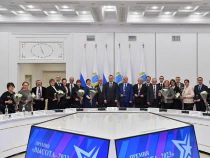 Губернатор наградил лучших преподавателей саратовских ВУЗов