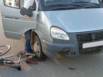 Пожилой велосипедист попал под колеса "Газели"