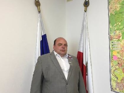 Олег Костин поздравил жителей  с Днем России