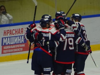 Хоккейная победа Кристалла в Саратове