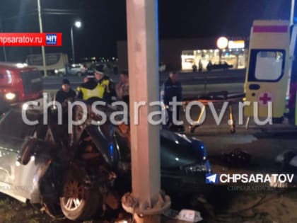 Три человека пострадали в ночном ДТП в Гагаринском районе