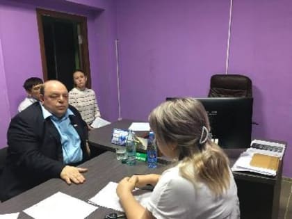 Министр здравоохранения провёл приём граждан