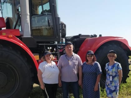 Посещение сотрудниками кафедры «Общеобразовательные дисциплины»  выставки «САРАТОВ – АГРО. ДЕНЬ ПОЛЯ. 2023»