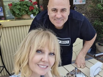 Саратовская певица с мужем попали под санкции Канады