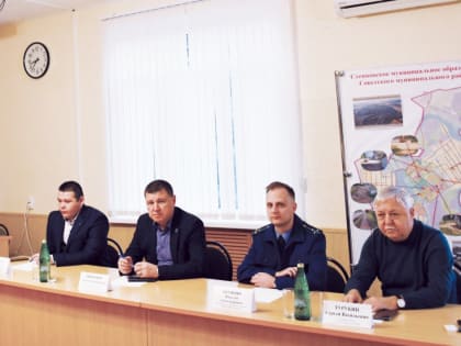 Сергей Пименов провёл прием по личным вопросам членов семей мобилизованных участников СВО