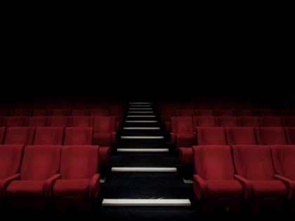 Власти Саратова попросят Росимущество изъять кинотеатр «Саратов» у бизнесменов