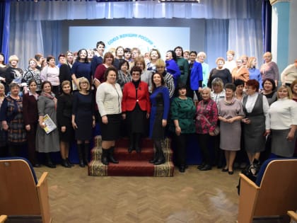 Саратовское отделение «Союза женщин России» возглавила депутат областной думы, известная конфликтами с Николаем Бондаренко