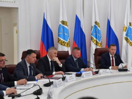 Глава региона Роман Бусаргин провел постоянно действующее совещание