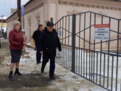 Лада Мокроусова: «На встрече с жителями пос.Агафоновка самым популярным был вопрос открытия второго входа в лицей №2»